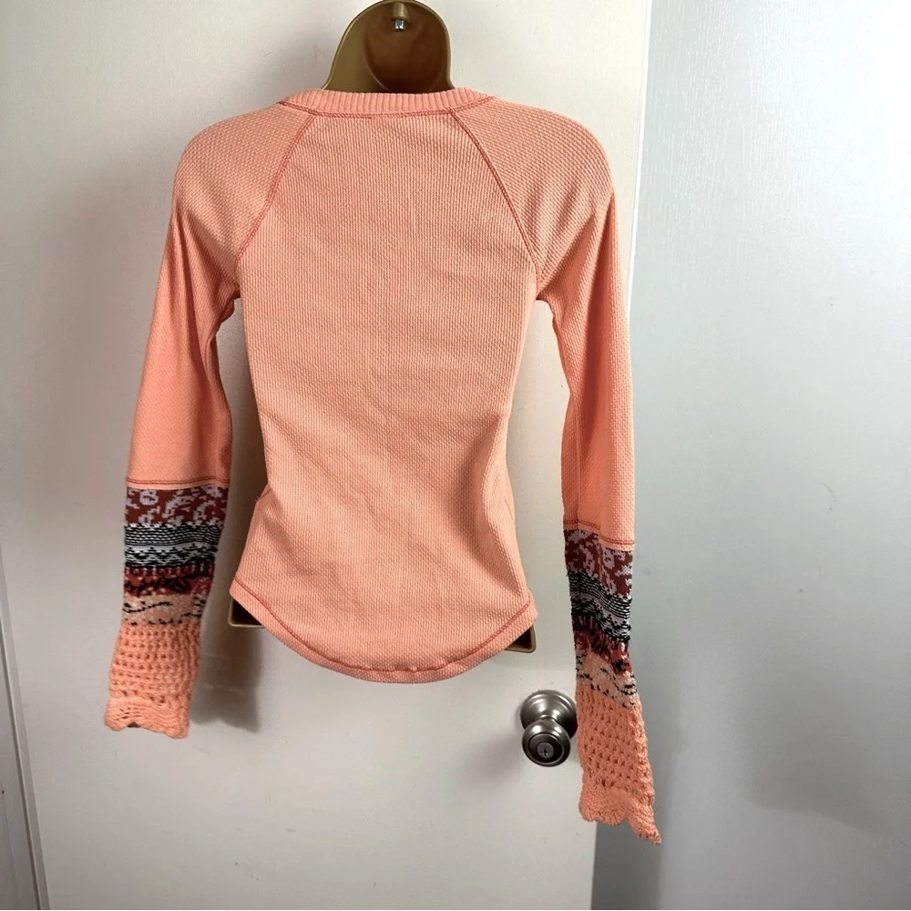 Free People in The Mix Cuff Thermal Boho Top, Desert Orange Combo NWOT Size‎ XS